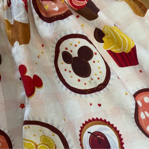 Disney Minnie Mouse Full Child’s Apron Baking Pink Embroidered Adjustable Neck - Picture 7 of 9